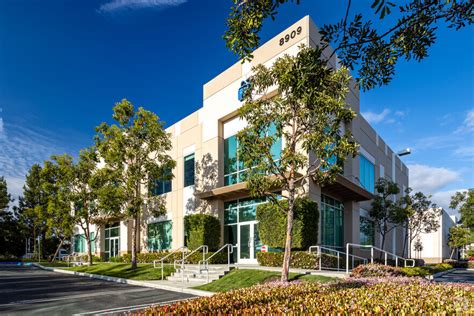 Connect World of Hearing, 821 Spectrum Center Dr, Irvine, CA.